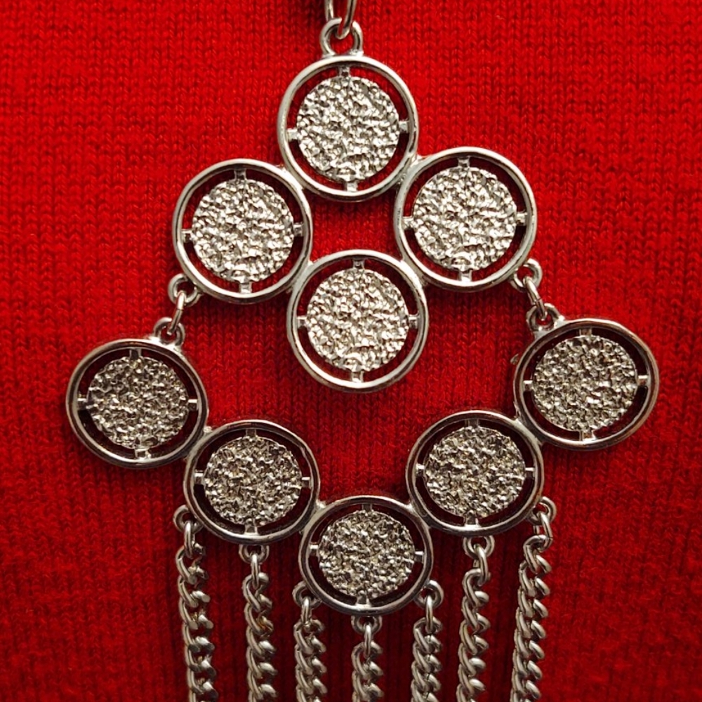 Set of (2) | Vintage Silvertone Fashion Necklace - Picture 4 of 8